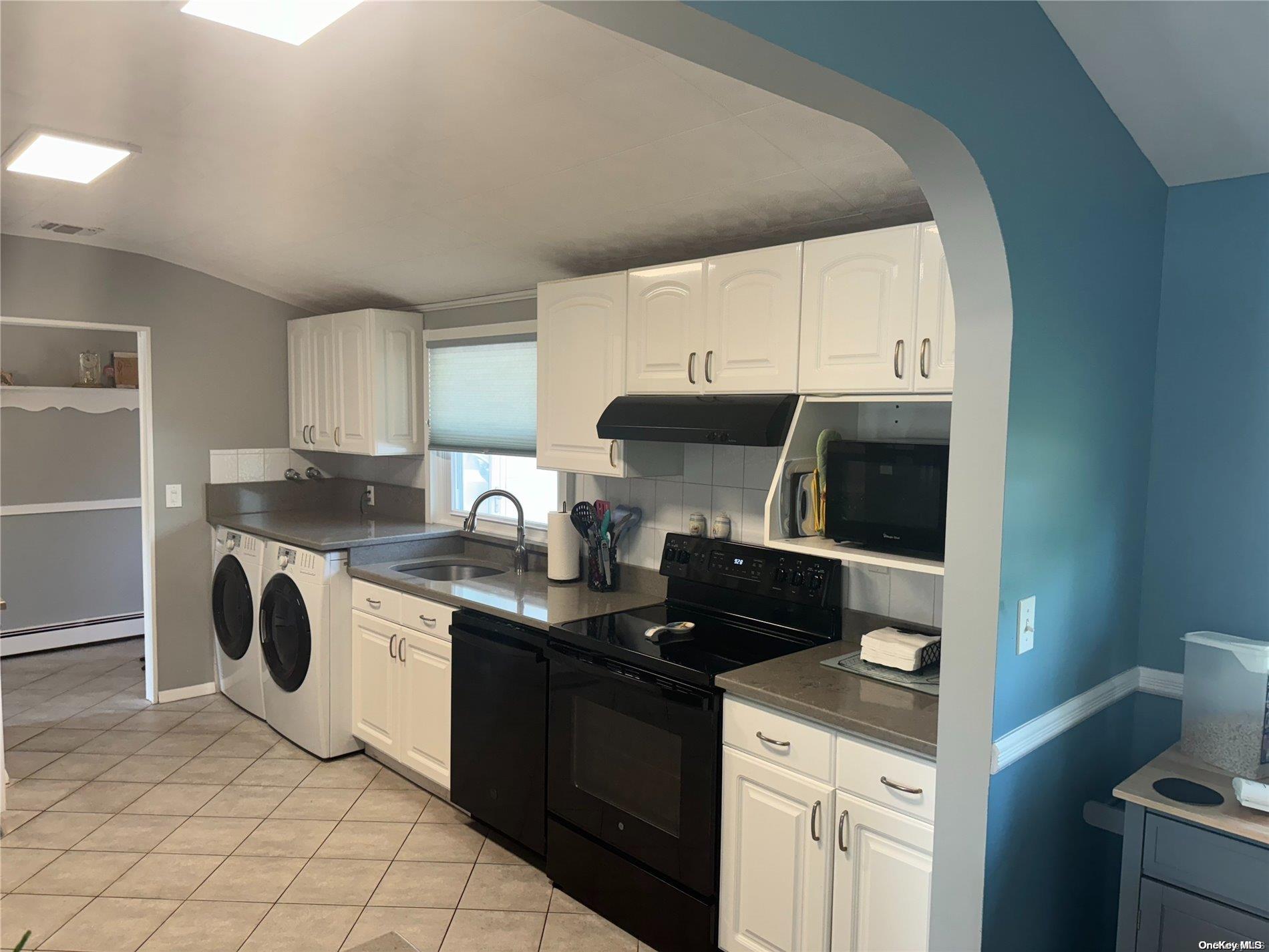 47 College Hills Drive Property Photo 4