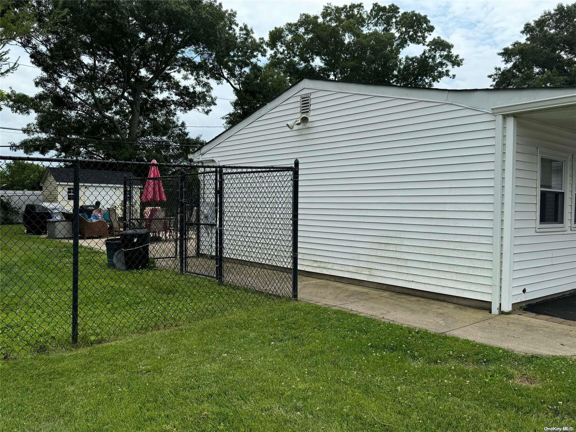 47 College Hills Drive Property Photo 11