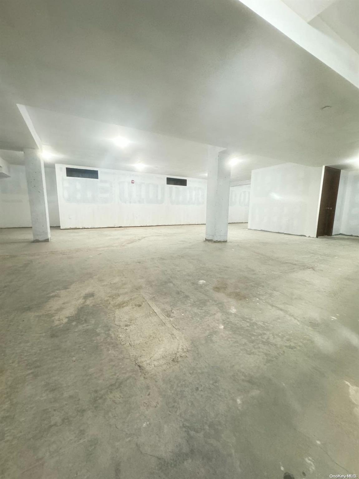 64-16 Wetherole Street Property Photo 1