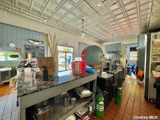 1175 W Main Street Property Photo 11