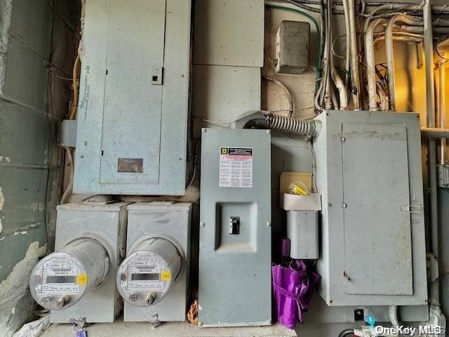 1175 W Main Street Property Photo 16