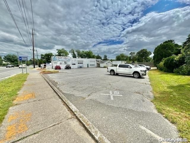 1175 W Main Street Property Photo 18