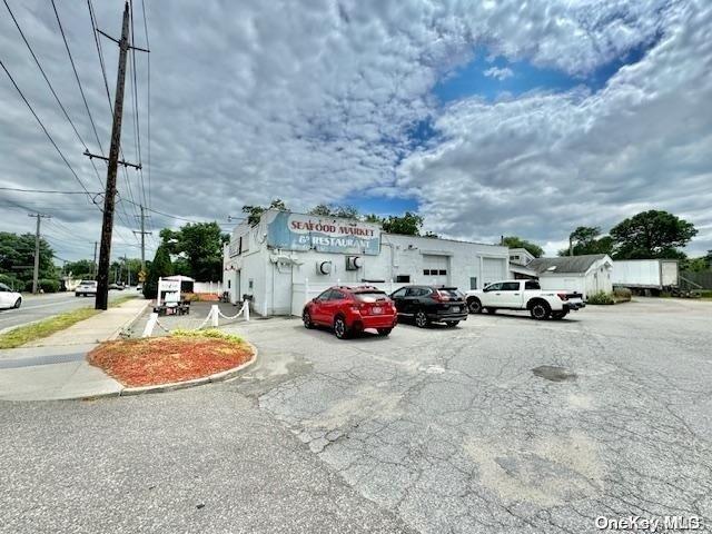 1175 W Main Street Property Photo 22