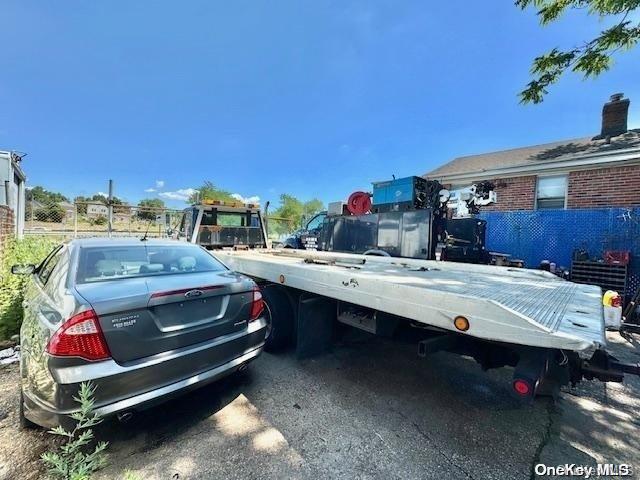 1175 W Main Street Property Photo 24