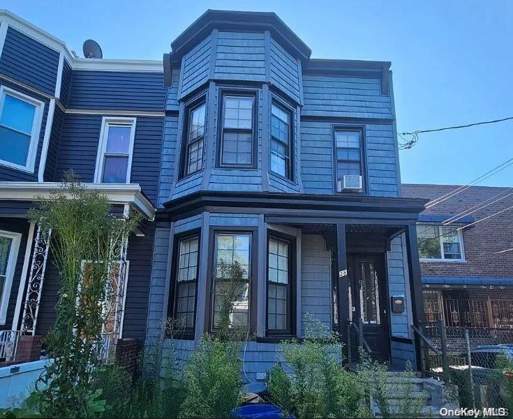 28 Logan Street Property Photo