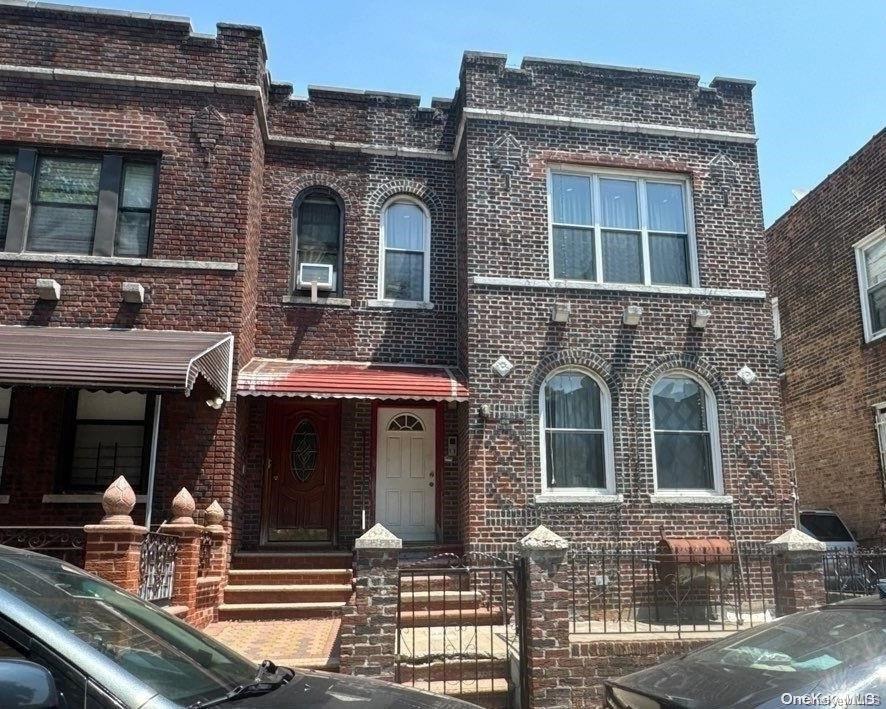 211 E 96th Street 4 Property Photo