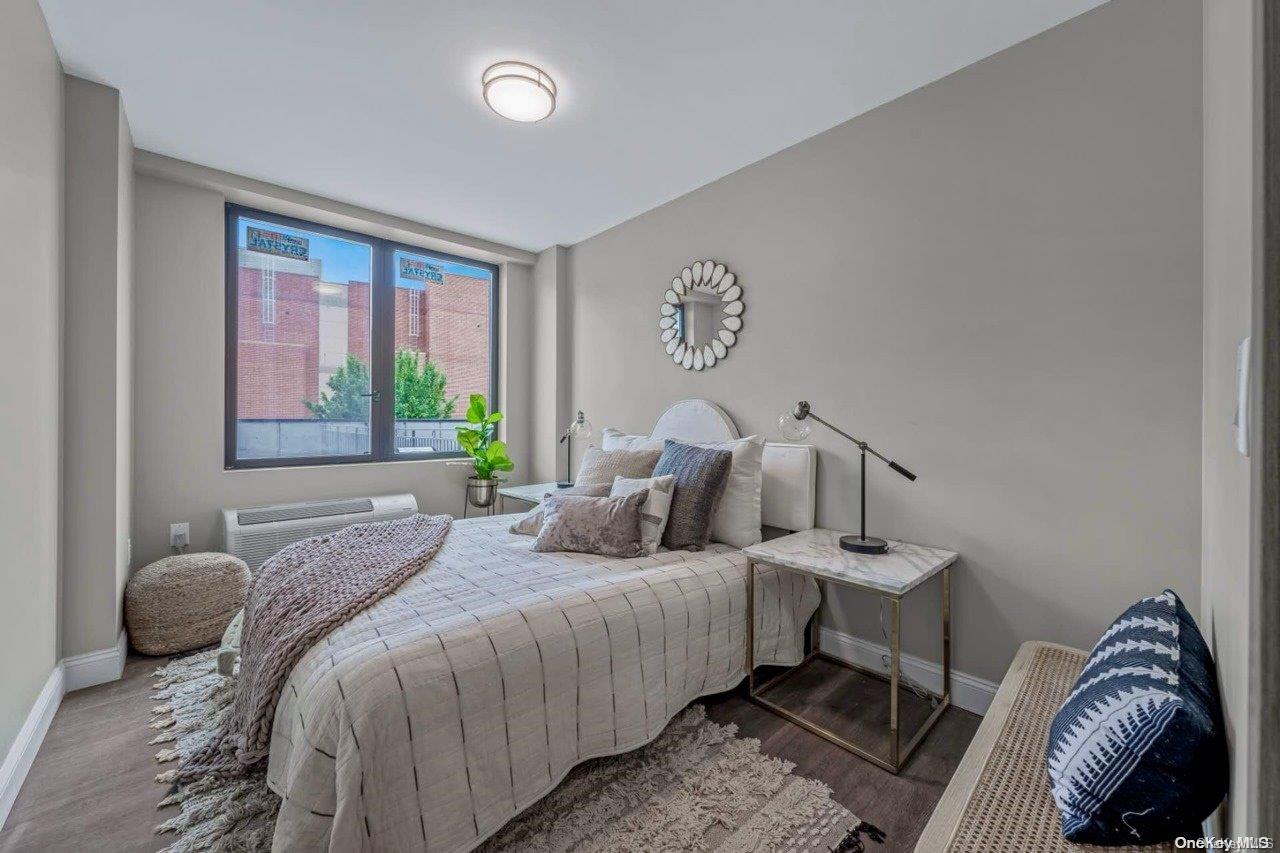 163-07 72 Avenue 4e Property Photo 4