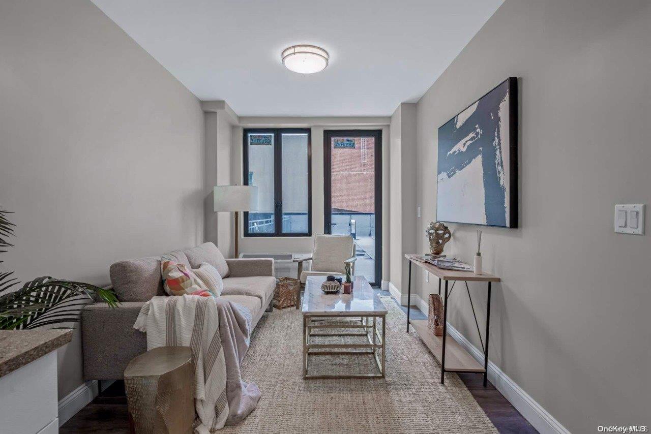 163-07 72 Avenue 4e Property Photo 6