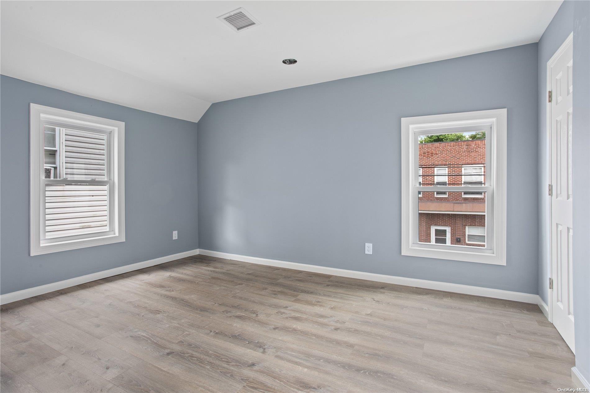 9 Capobianco Street Property Photo 14