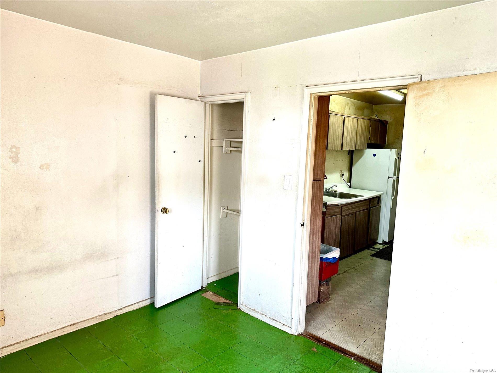 67-50 Thornton Place 4d Property Photo 5