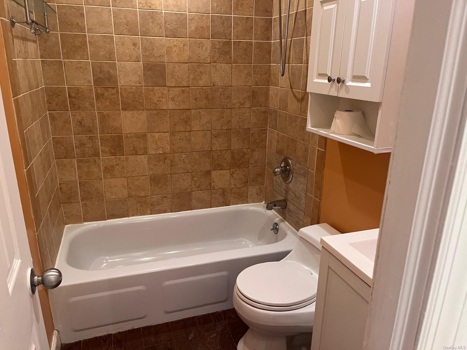 420 Maryland Avenue 3b Property Photo 12