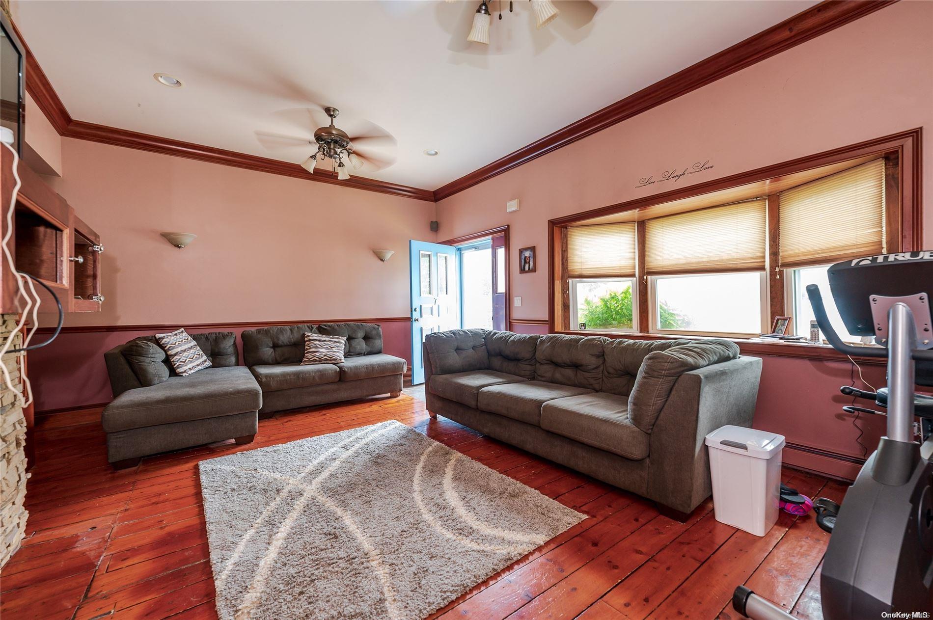7 Gary Street Property Photo 5