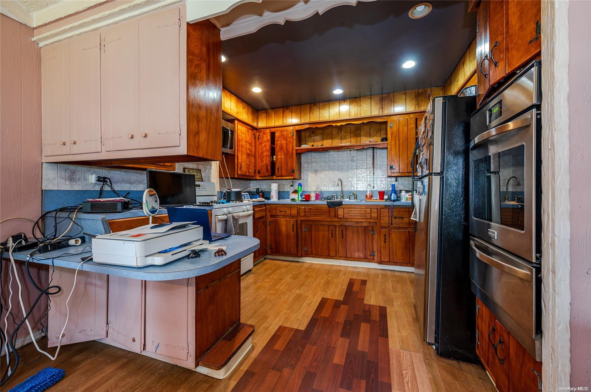 7 Gary Street Property Photo 8