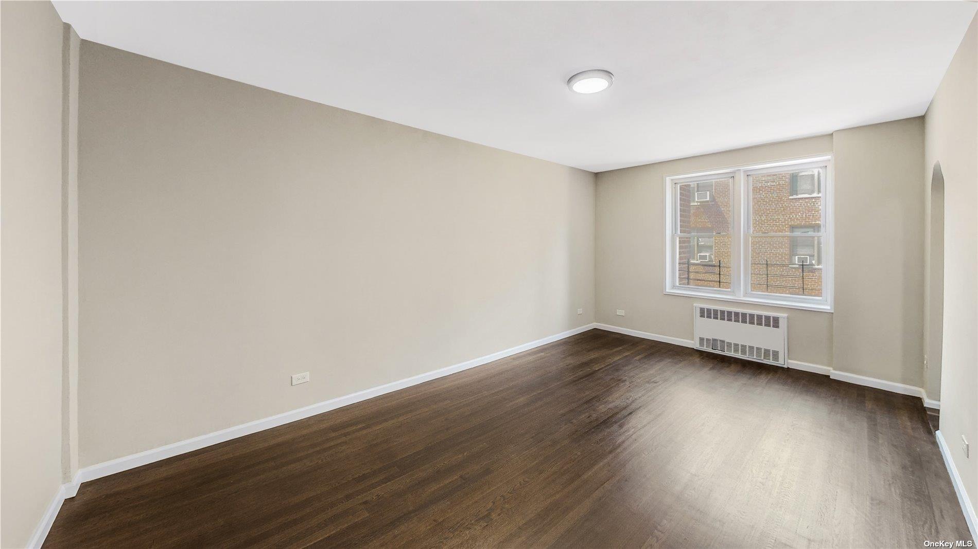 35-38 75th Street 4c Property Photo 4