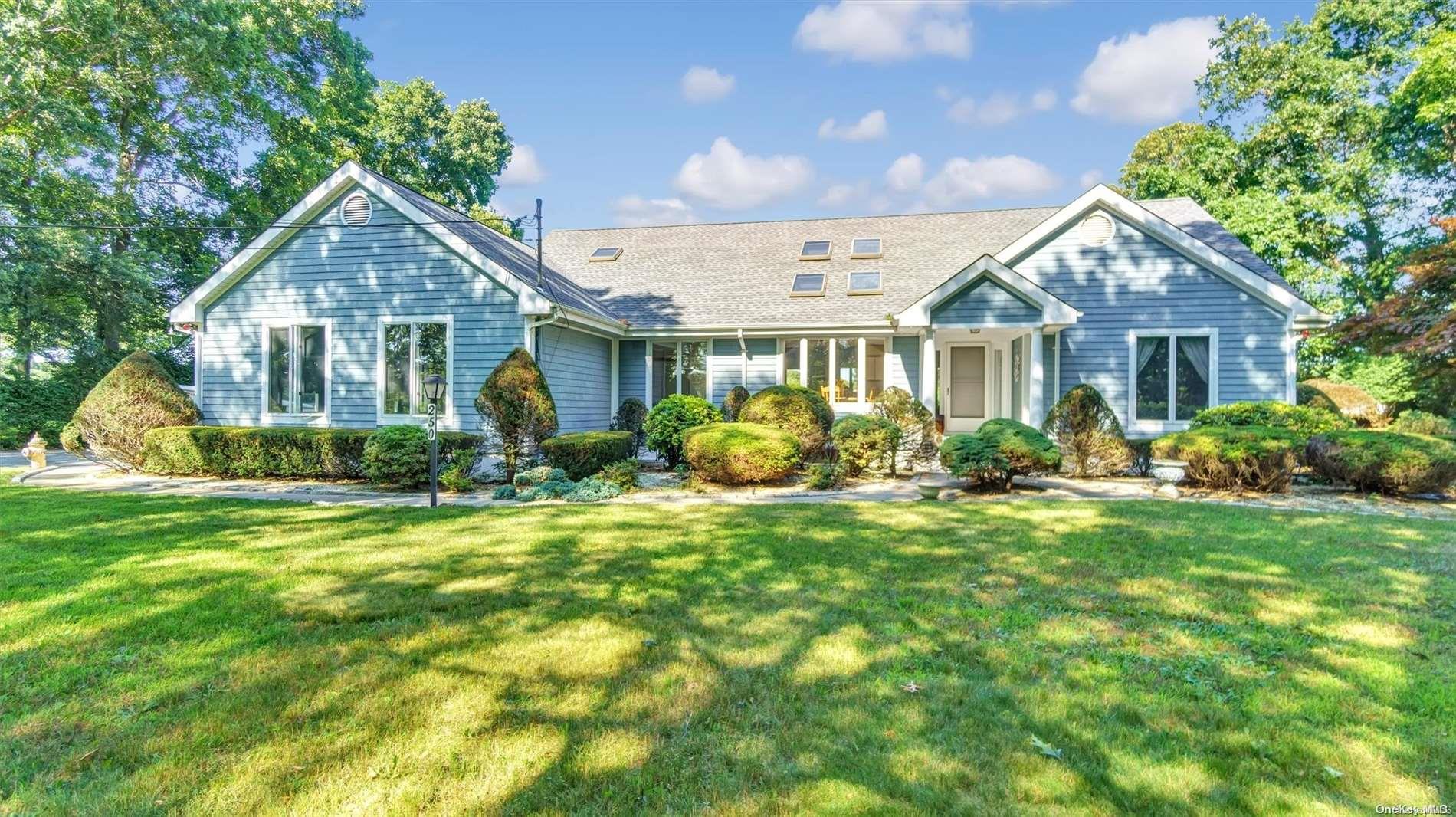 250 Peconic Bay Boulevard Property Photo