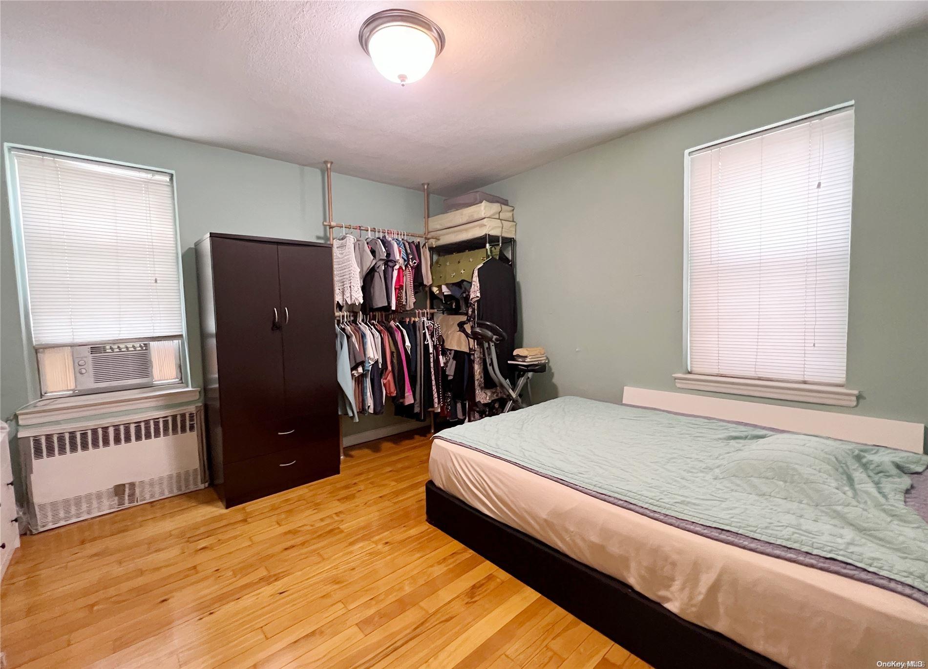 39-35 51 Street 2G Property Photo 1