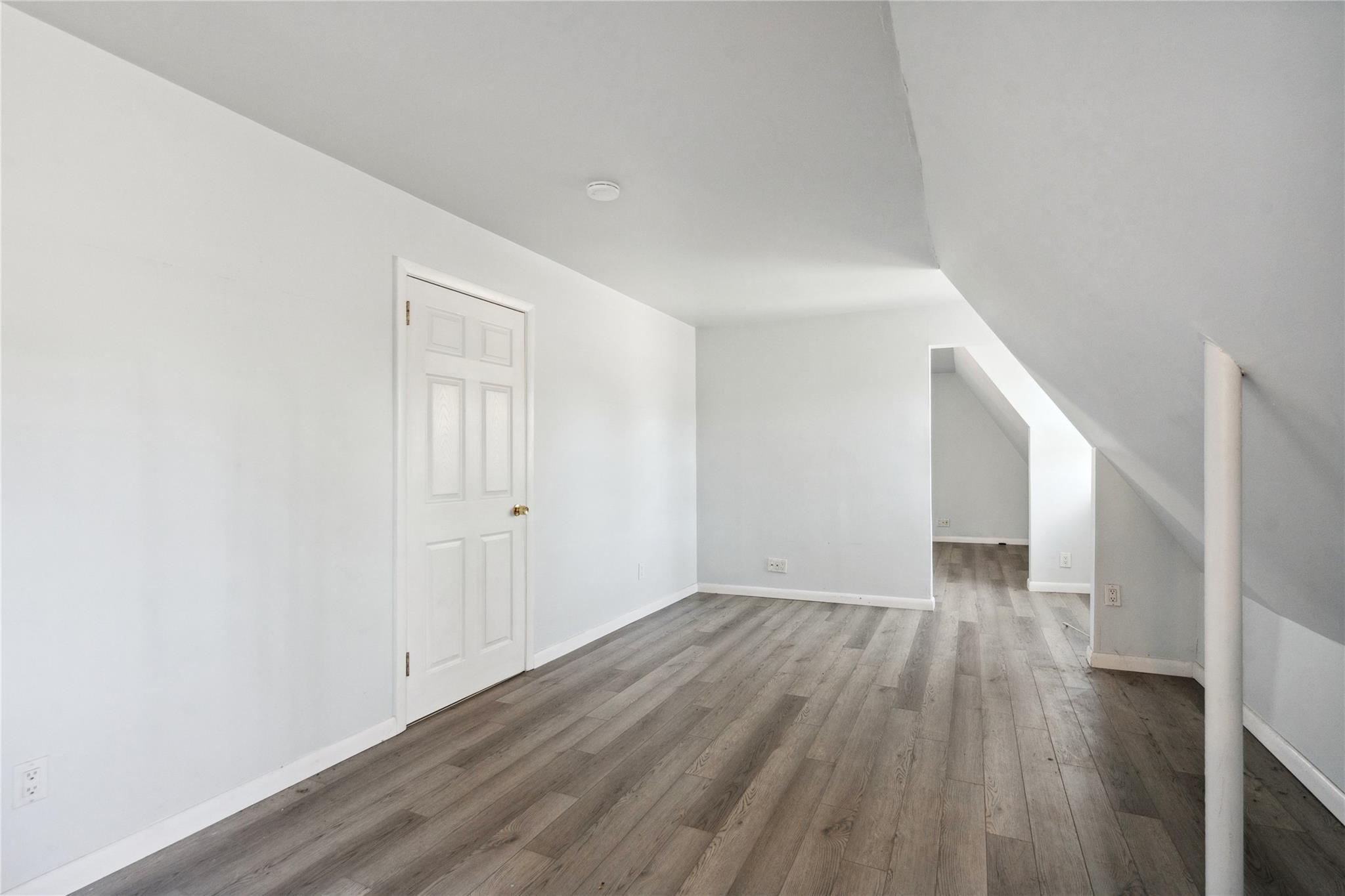 253 Sea Cliff Avenue Property Photo 19
