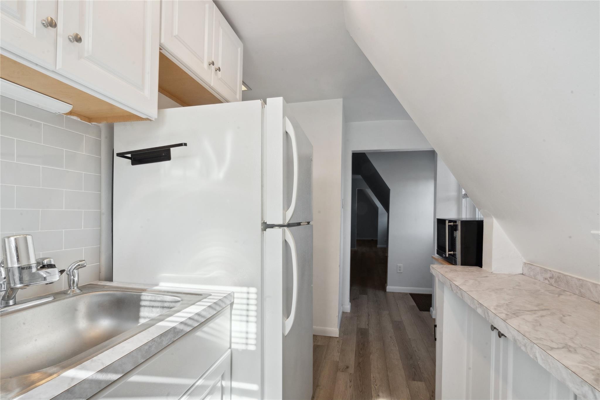 253 Sea Cliff Avenue Property Photo 23