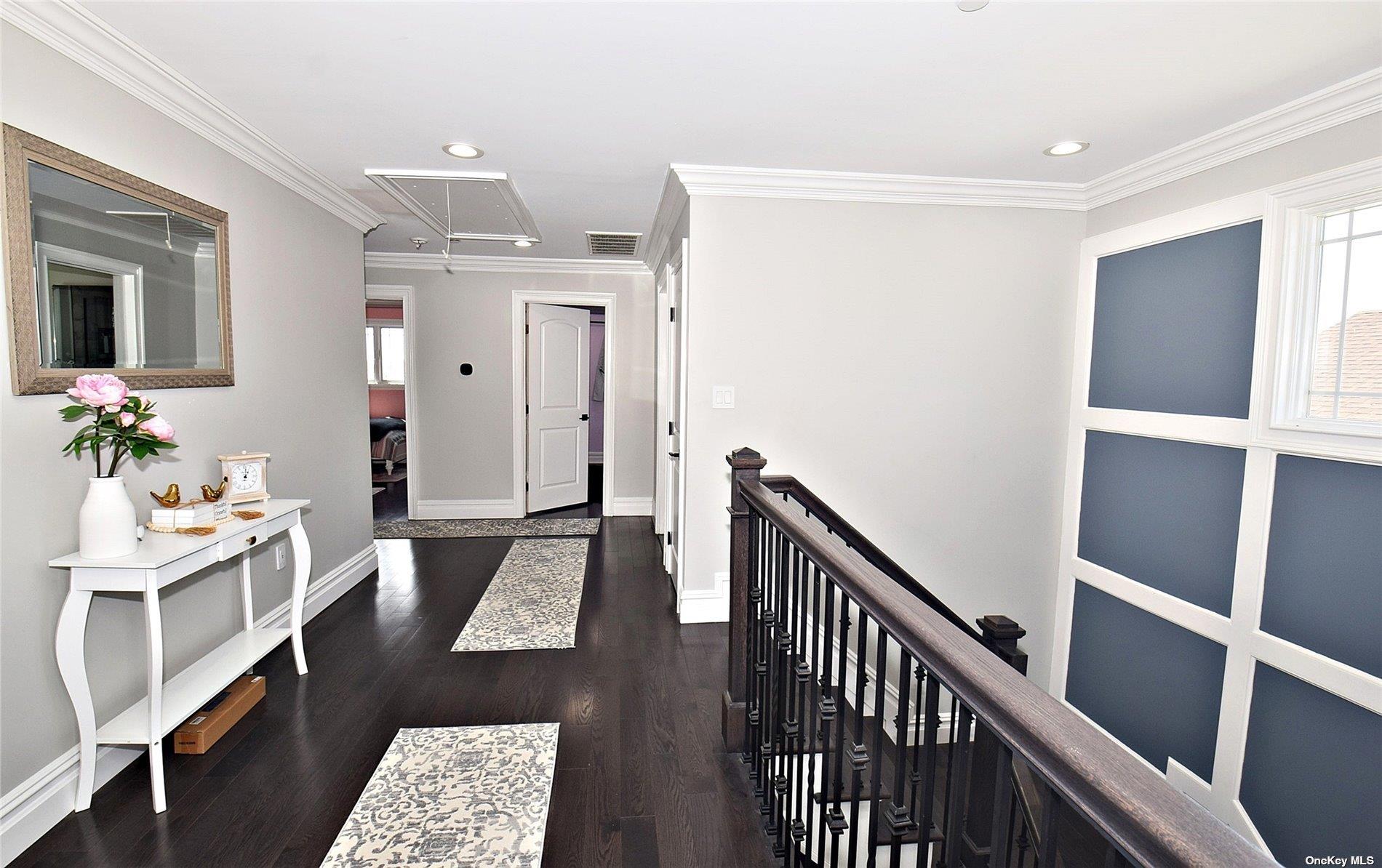46 E Fulton Street Property Photo 24