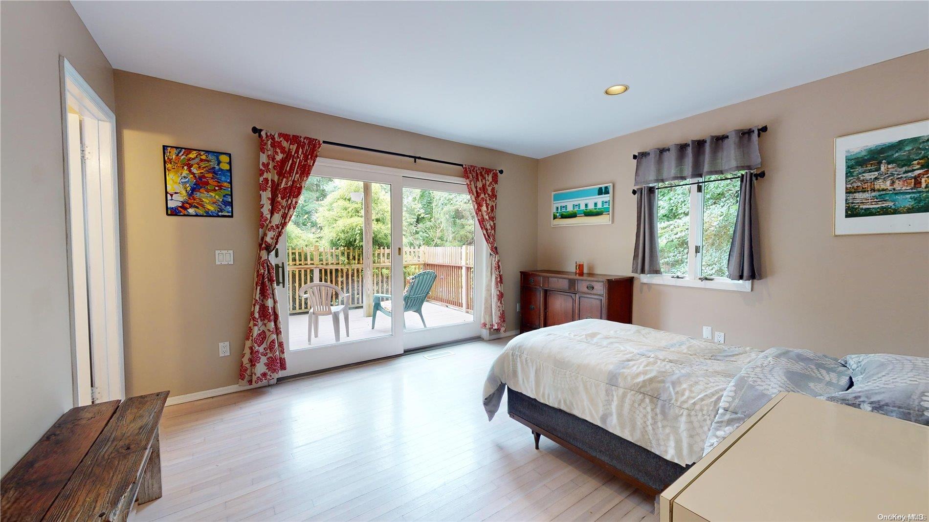 28 Club Lane Property Photo 13