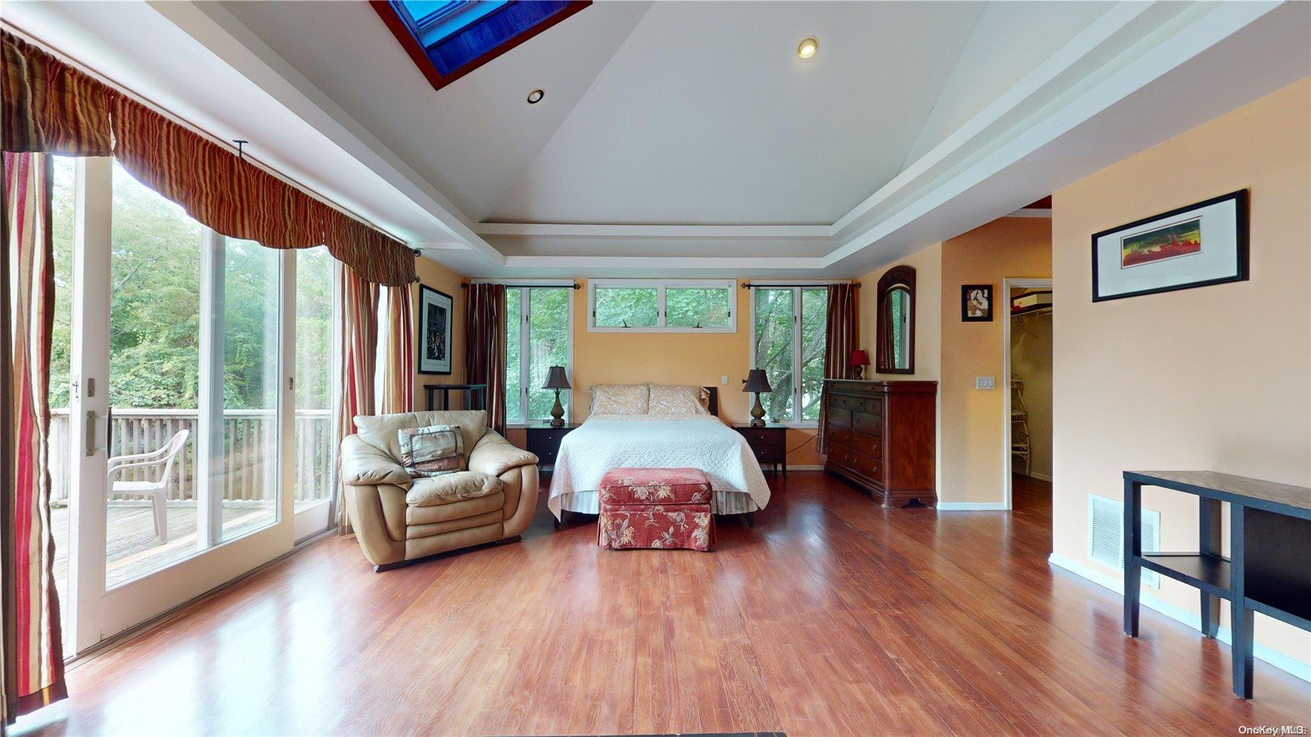 28 Club Lane Property Photo 14