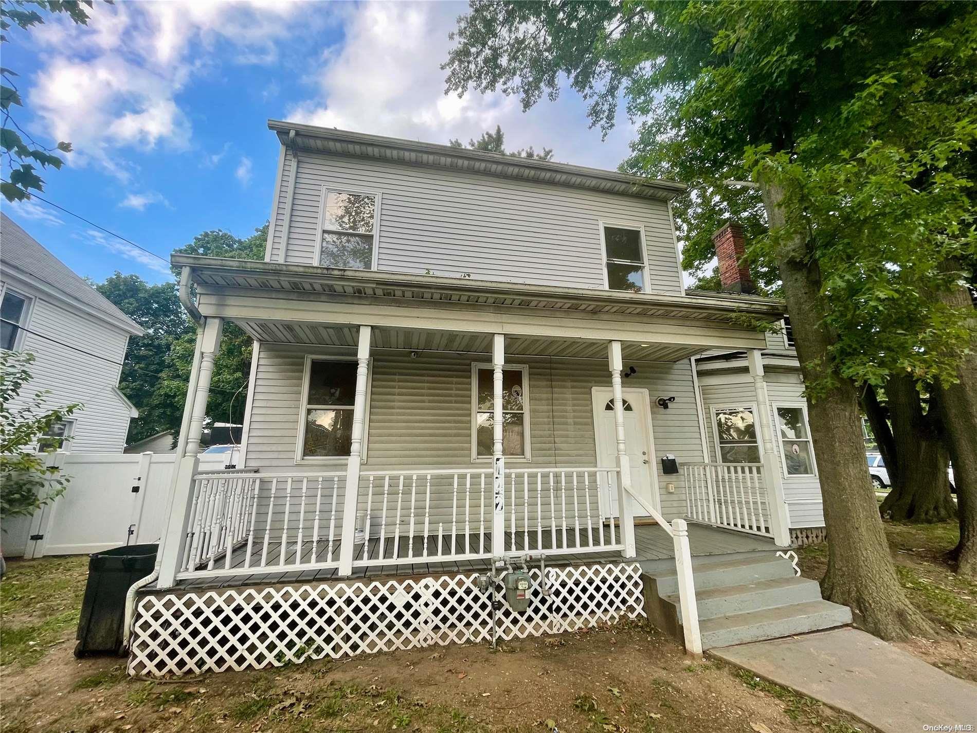 142 Henry Street Property Photo 2