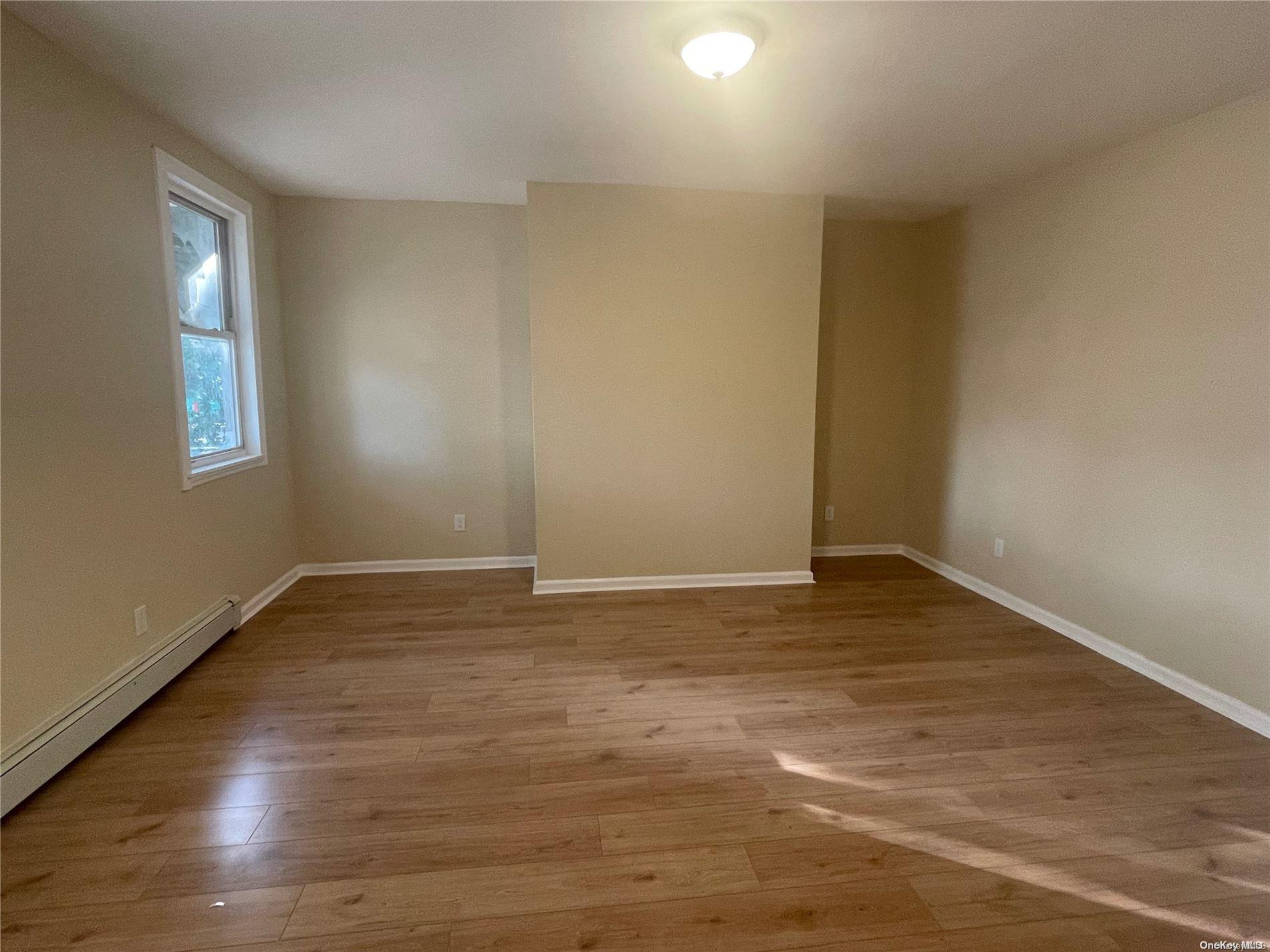 142 Henry Street Property Photo 5