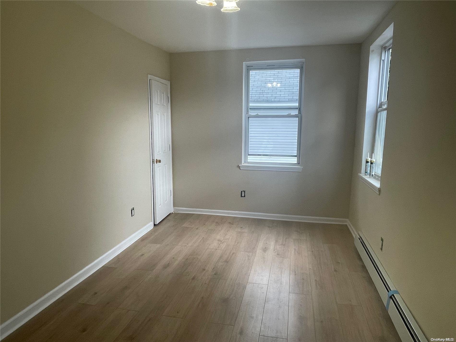 142 Henry Street Property Photo 8
