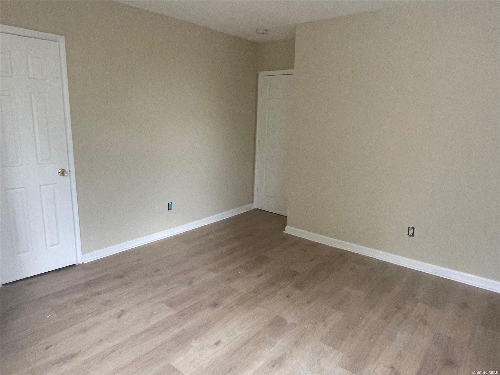 142 Henry Street Property Photo 9