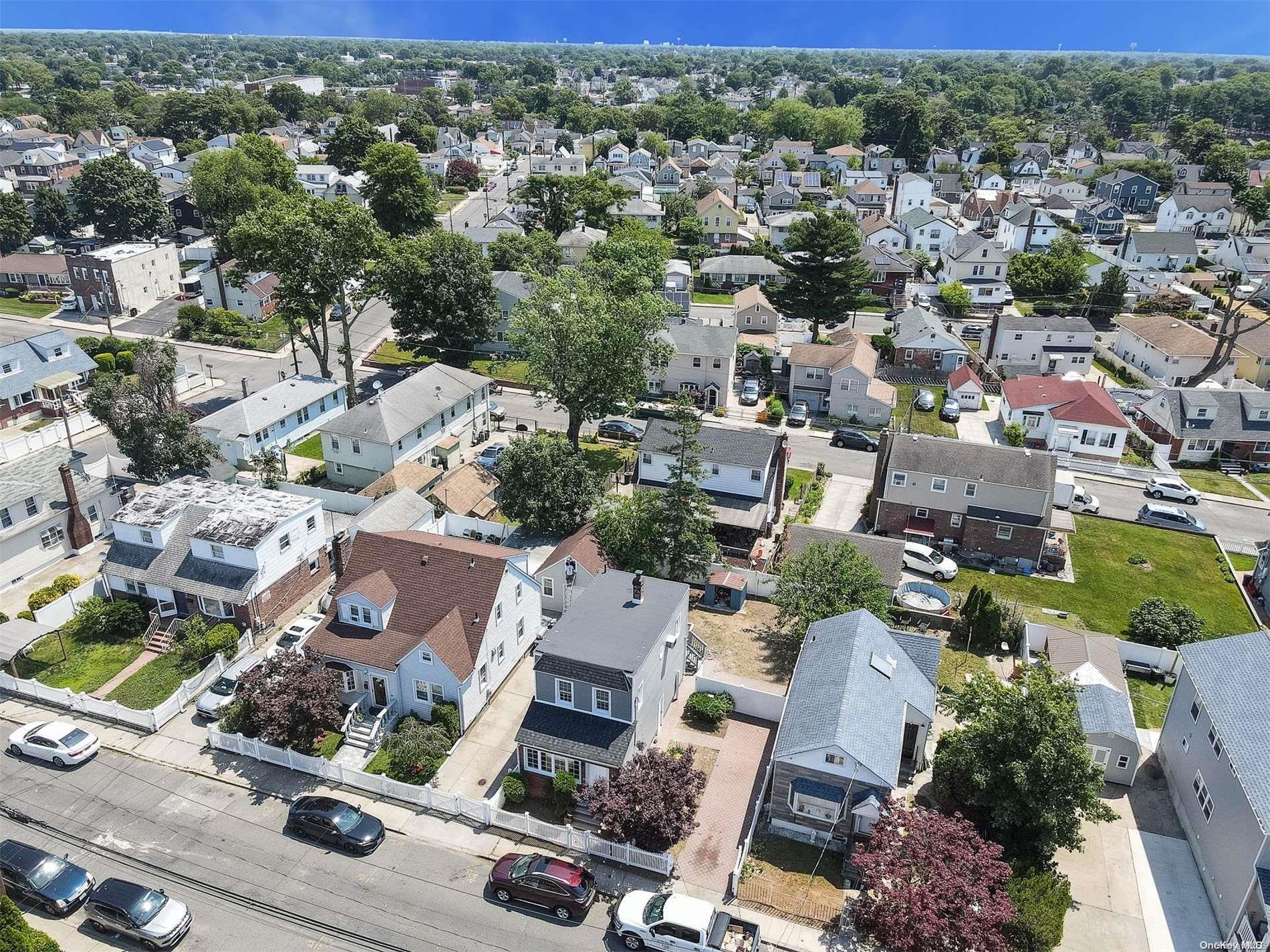 138 Gotham Avenue Property Photo