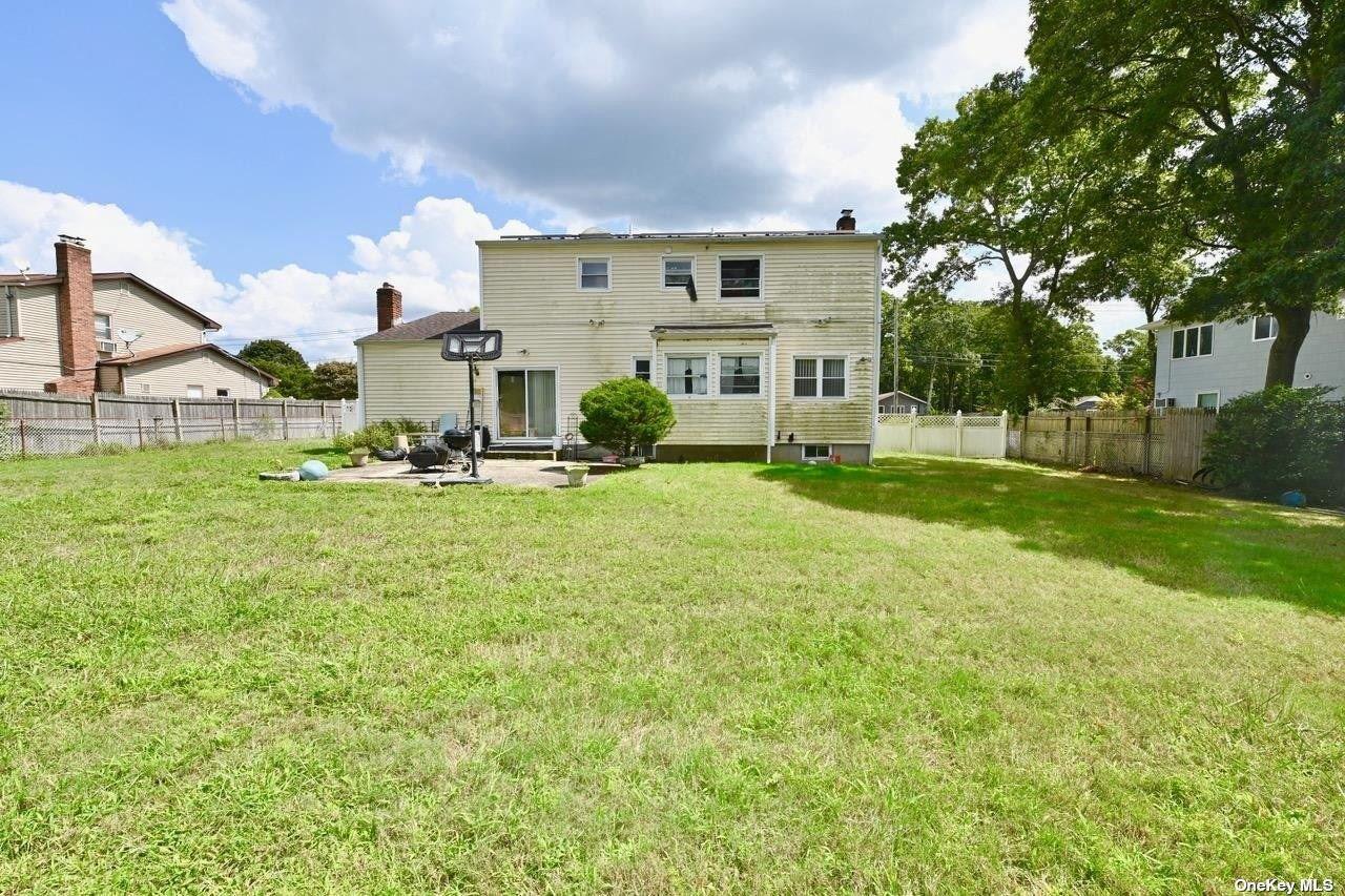 1150 Connetquot Avenue Property Photo 25