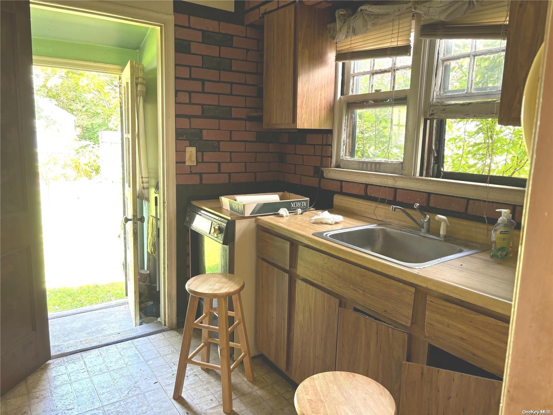 27 Jane Street Property Photo 8