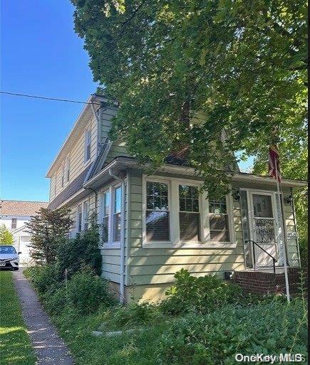 148-29 Laburnum Avenue
