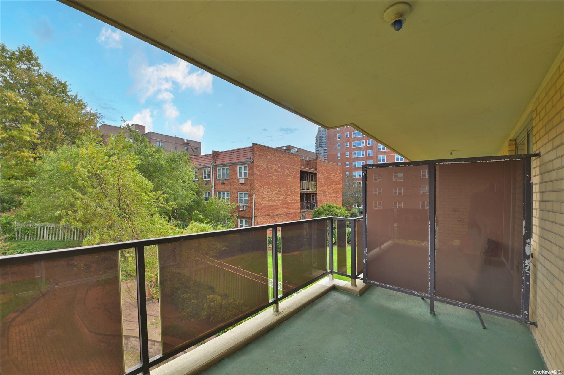 110-11 Queens Blvd. 2h Property Photo 28