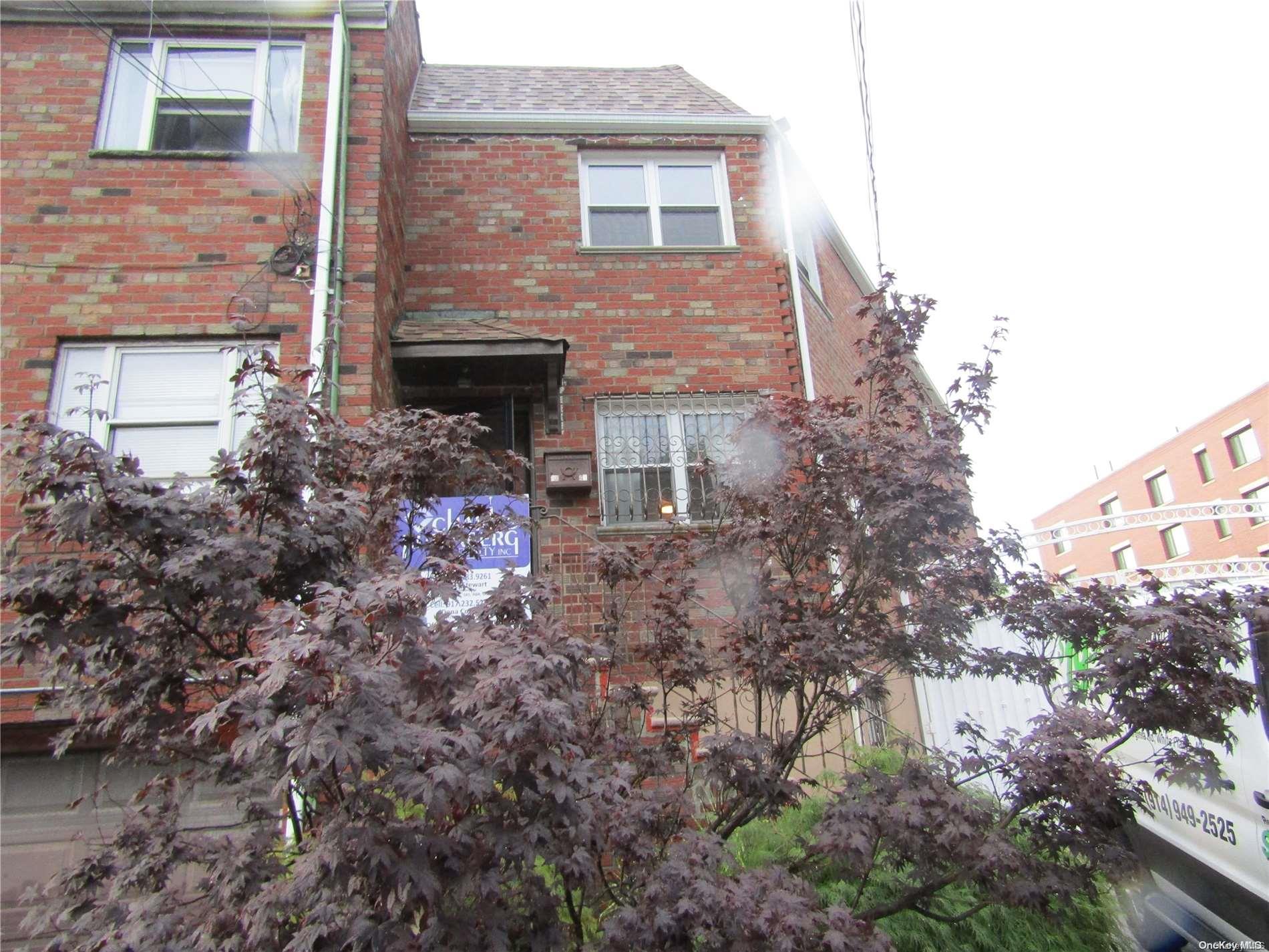 80-93 Cypress Avenue Property Photo