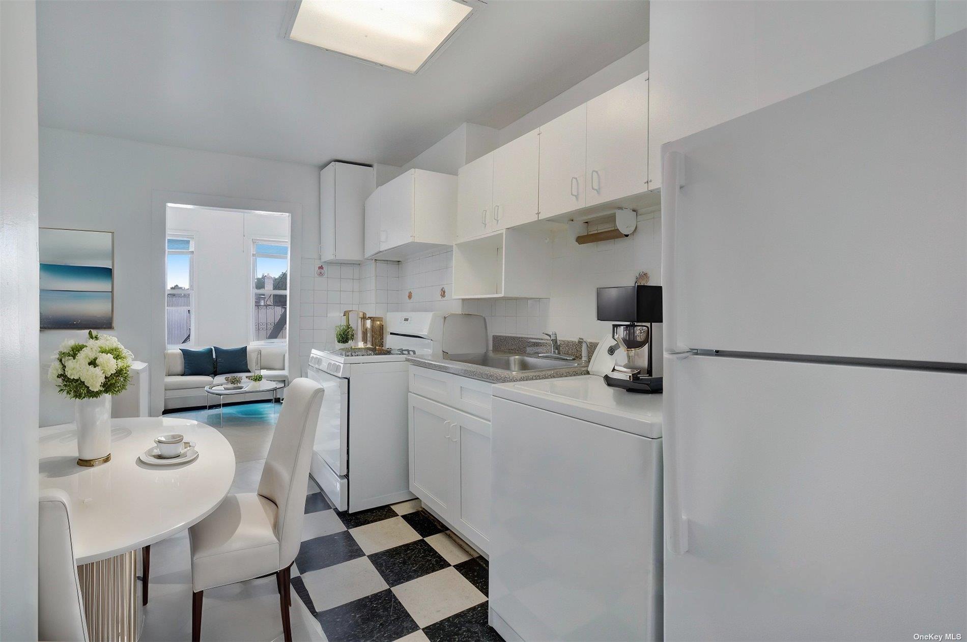 76 Richardson Street 7 Property Photo 6