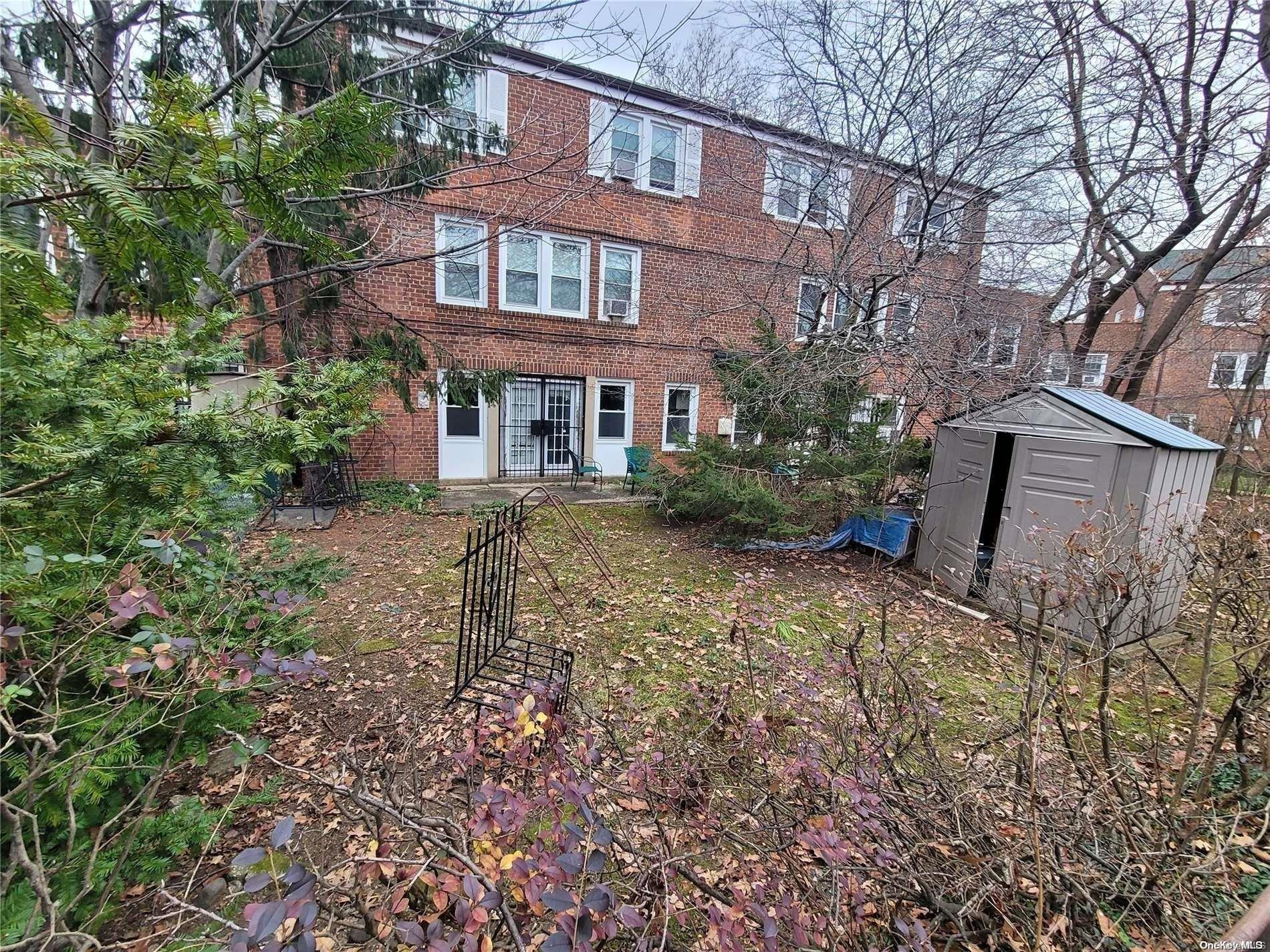 150-14 Village Road 93gc Property Photo 1