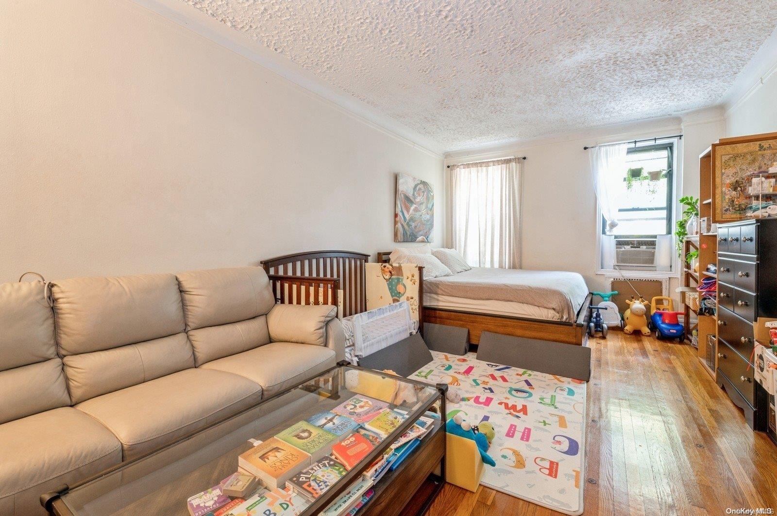 3220 Avenue H 4l Property Photo 5