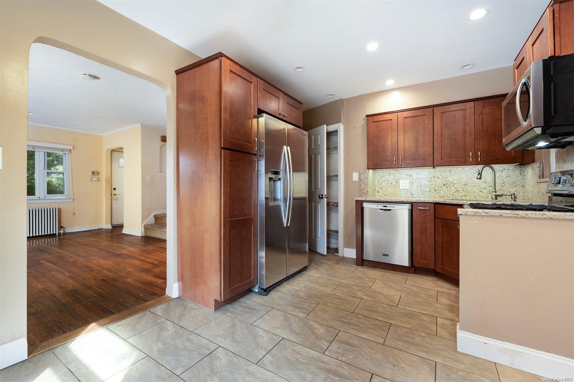 77-21 249th Street Property Photo 8