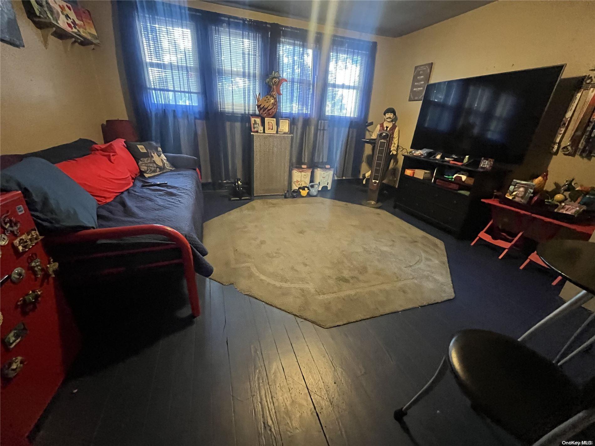 140 Amherst Street Property Photo 5