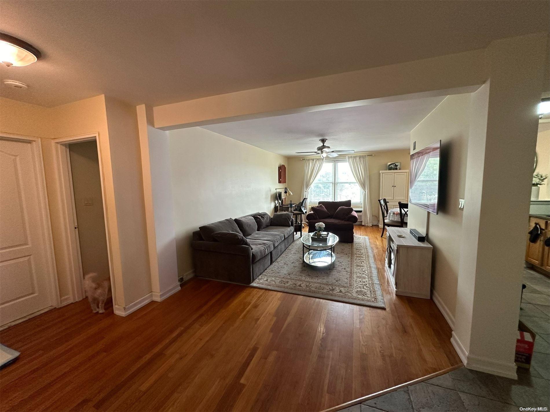 241-20 Northern Boulevard 6m Property Photo 2