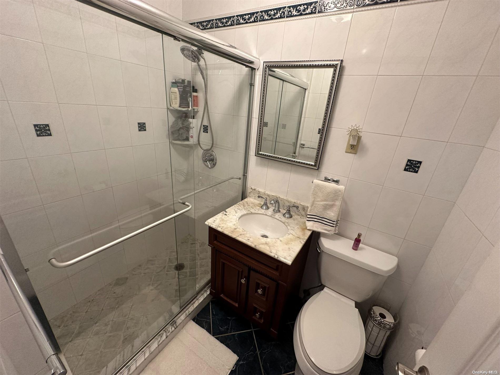 241-20 Northern Boulevard 6m Property Photo 11