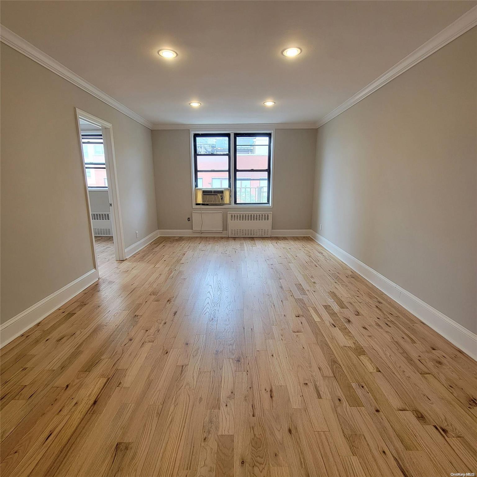 137-40 45 Avenue 3h Property Photo 3