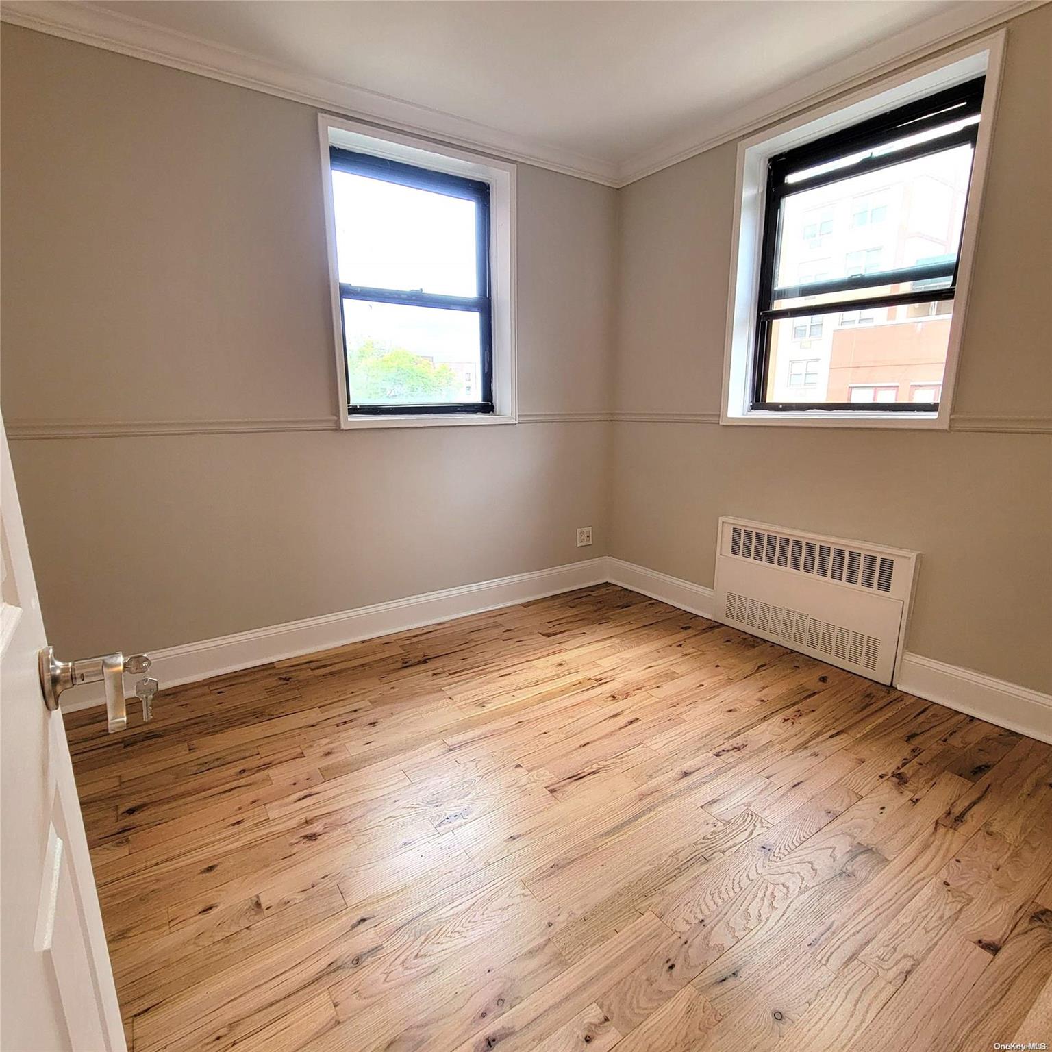 137-40 45 Avenue 3h Property Photo 4