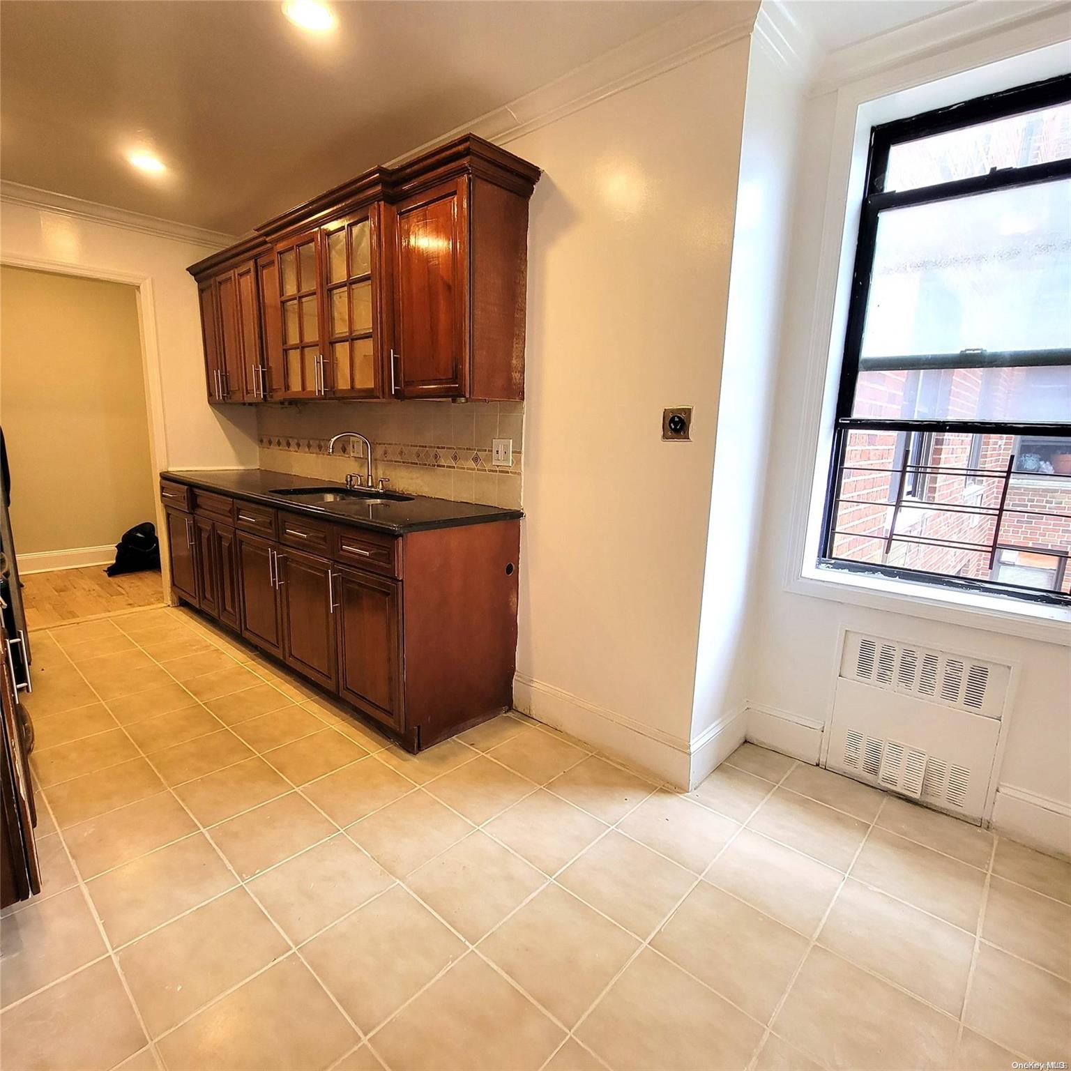 137-40 45 Avenue 3h Property Photo 7