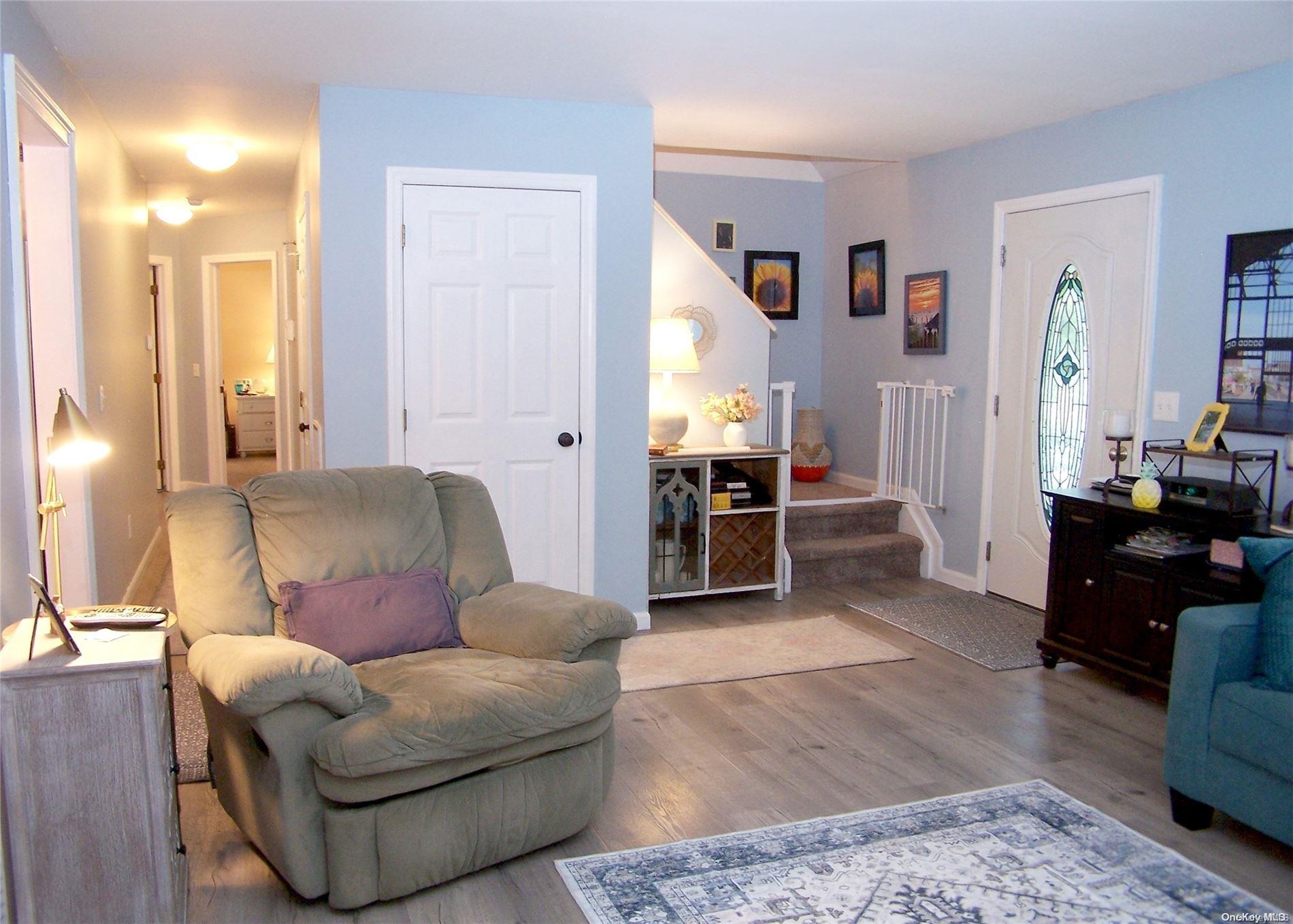211 Halsey Manor Road Property Photo 3