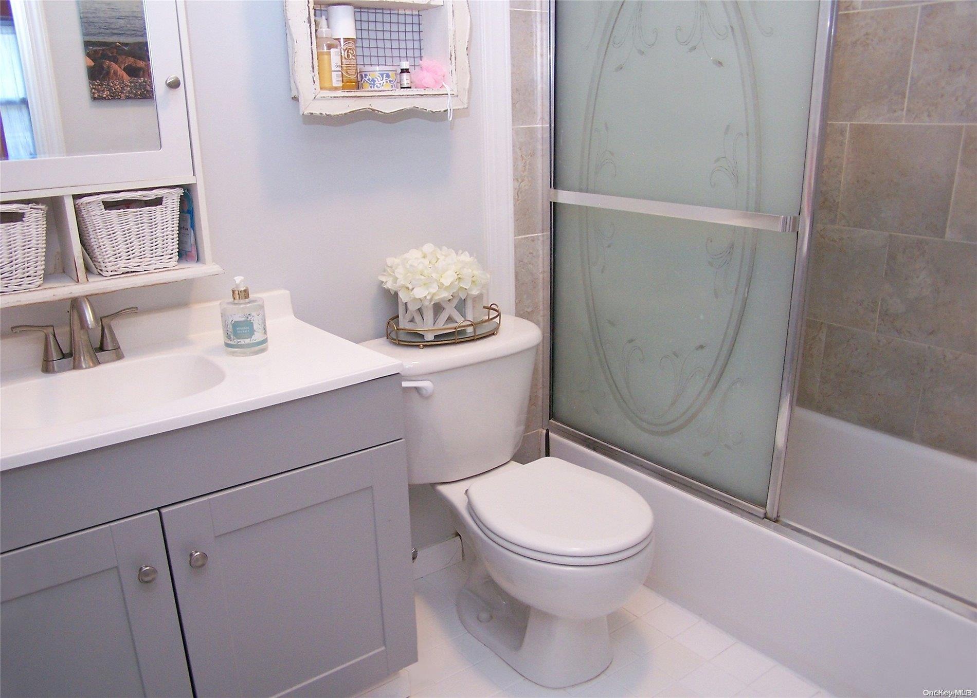211 Halsey Manor Road Property Photo 7