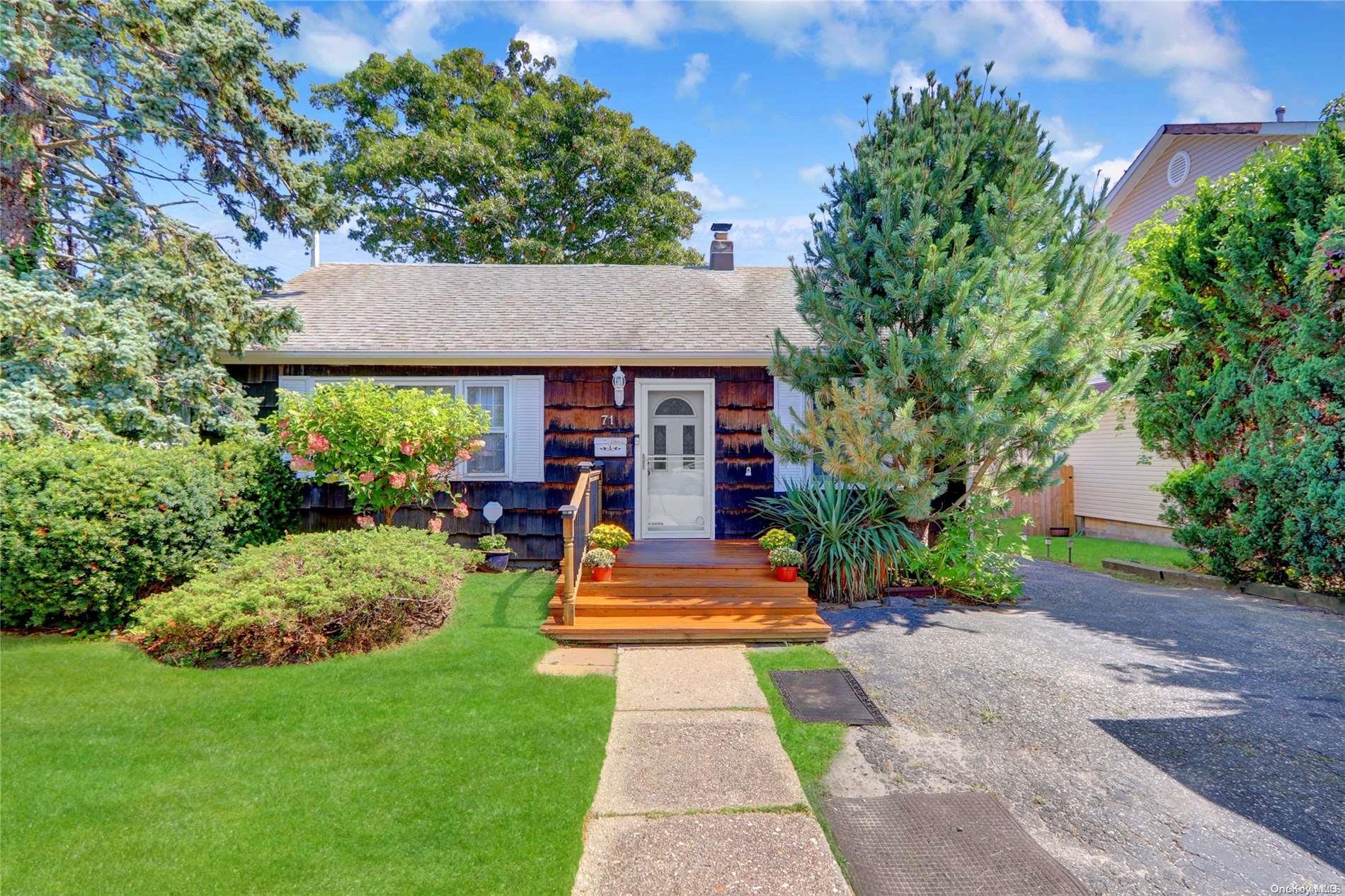 71 Mayhew Avenue Property Photo 1