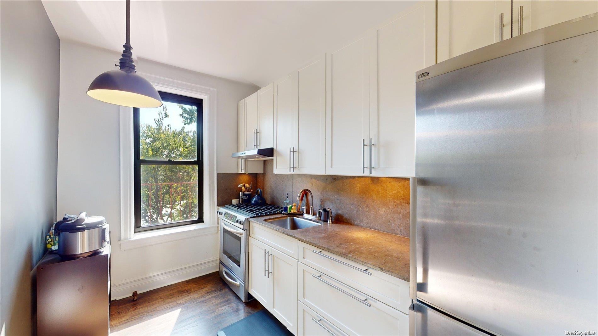 460 Ovington Avenue 5f Property Photo 2
