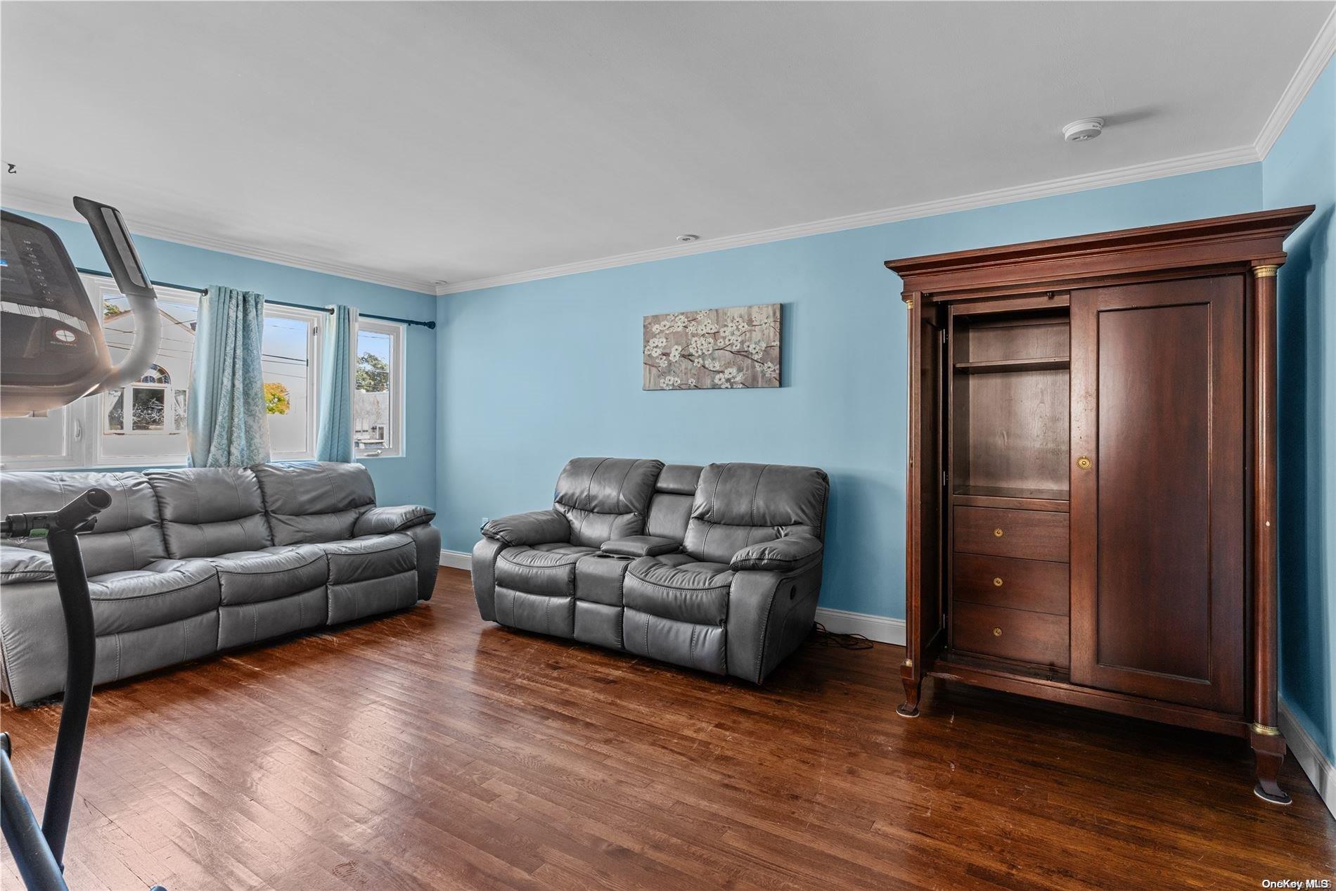 3300 Parkway Drive Property Photo 7